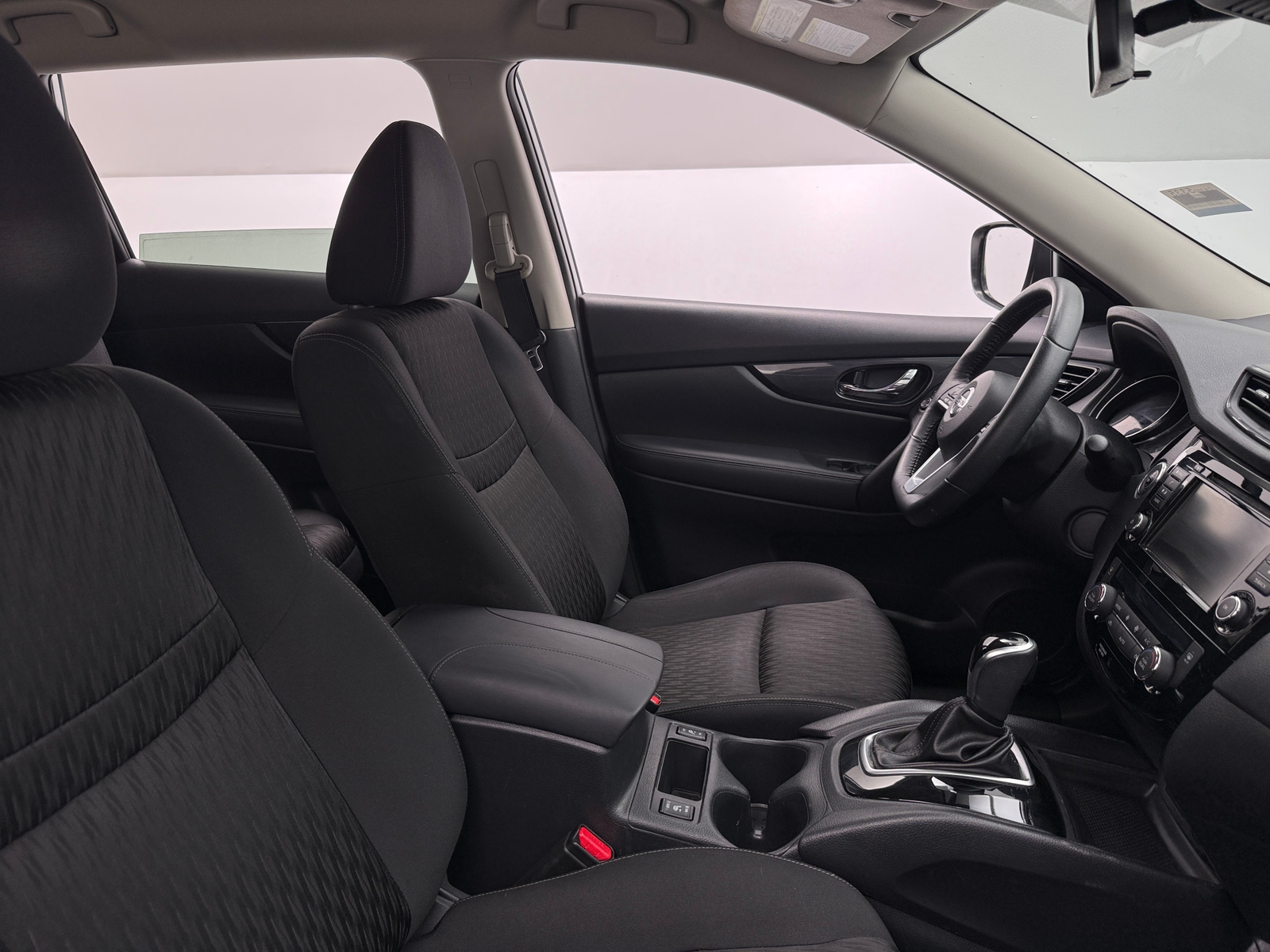 Thumbnail: 2020 Nissan Rogue - 2