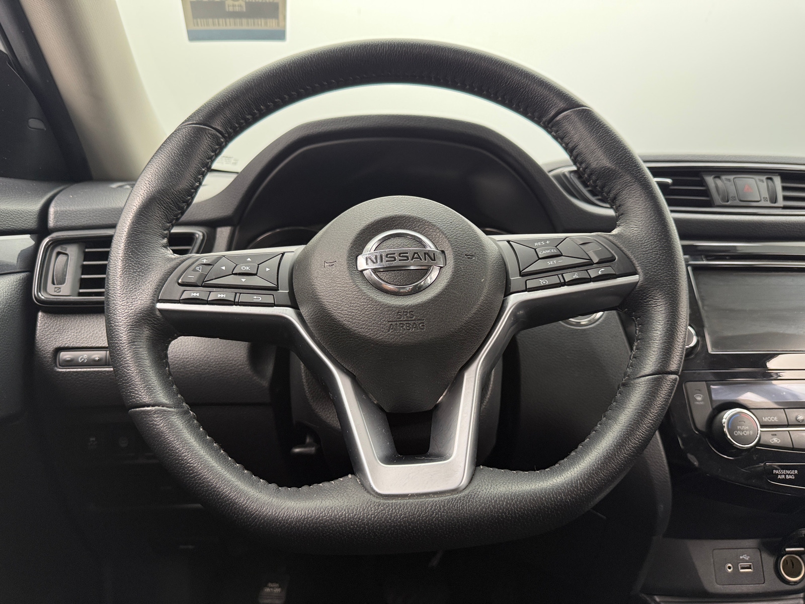 Thumbnail: 2020 Nissan Rogue - 5