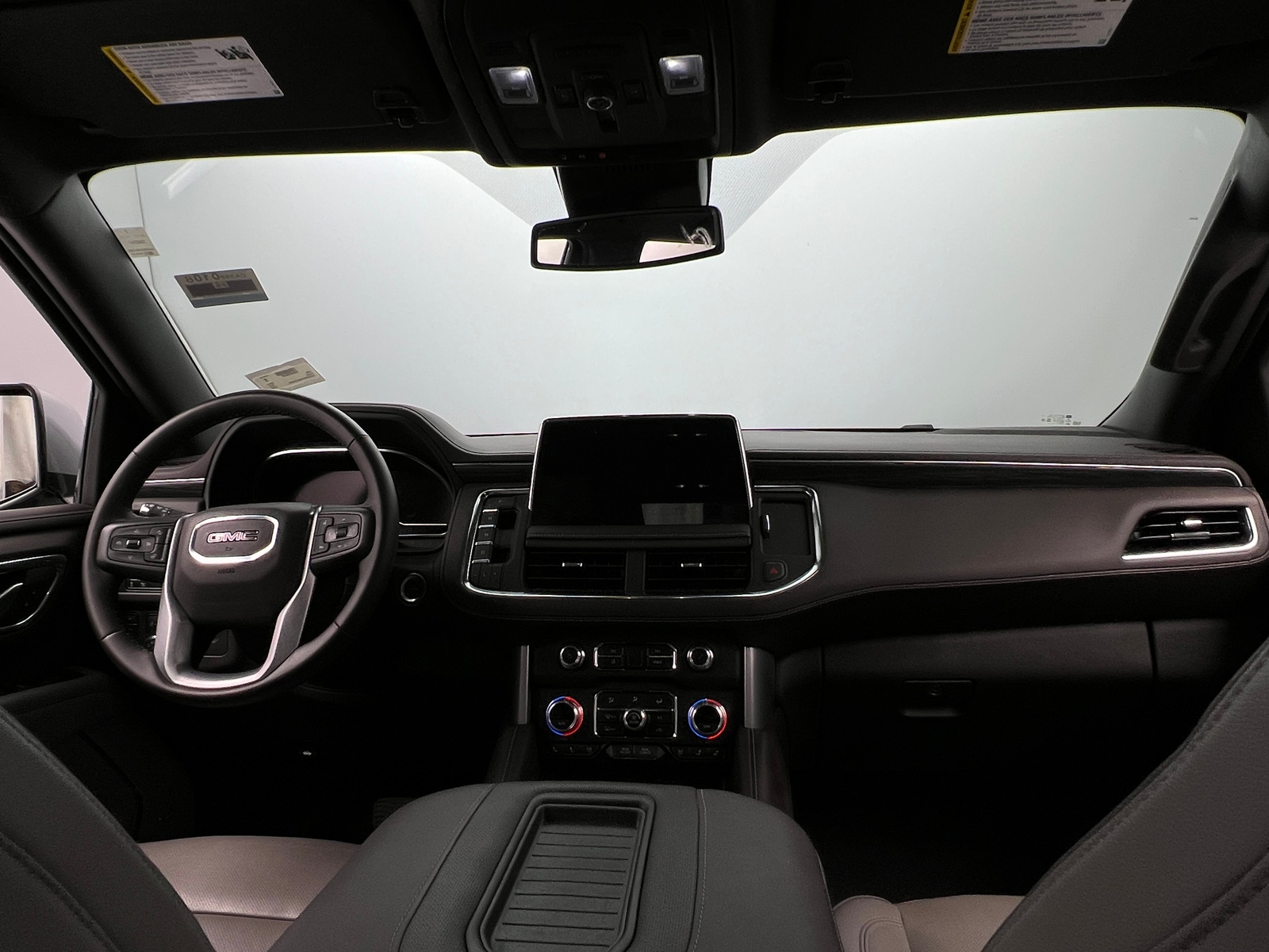 Thumbnail: 2024 GMC Yukon - 2