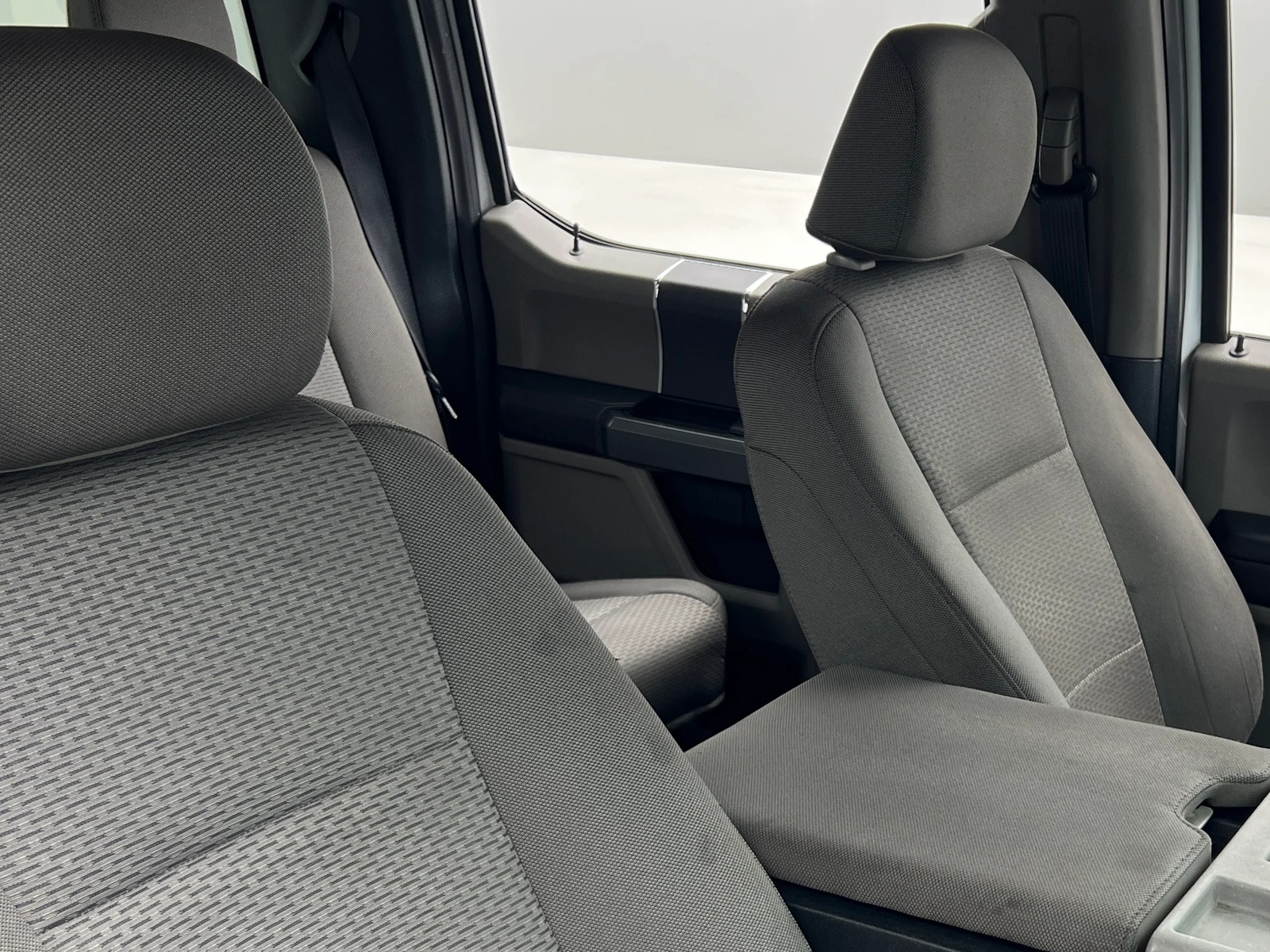 Thumbnail: 2022 Ford Econoline - 2