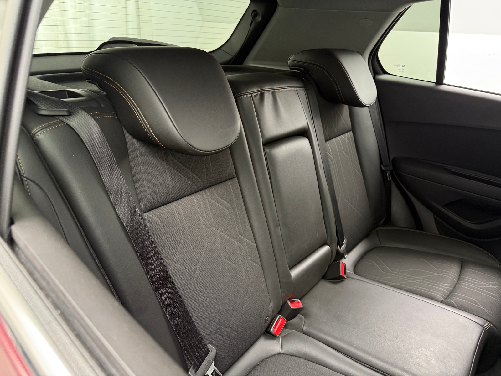 Thumbnail: 2017 Chevrolet Trax - 6