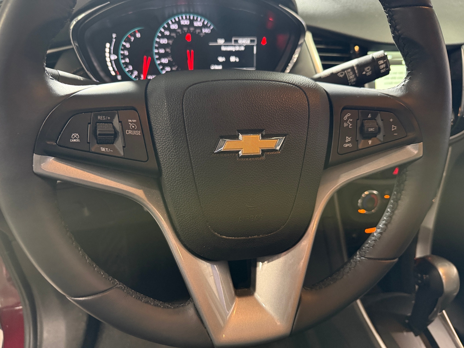 Thumbnail: 2017 Chevrolet Trax - 5