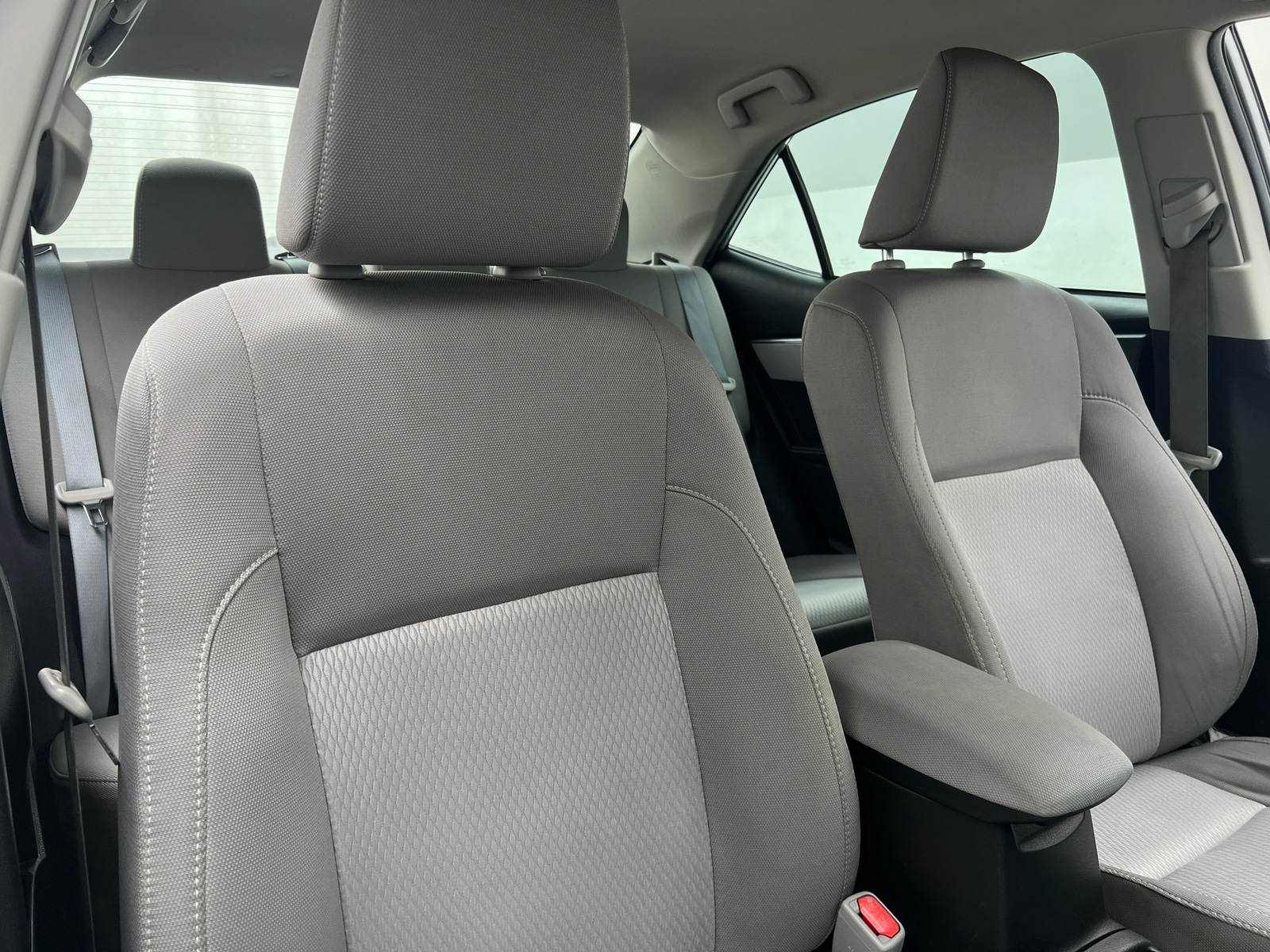 Thumbnail: 2015 Toyota Corolla - 2