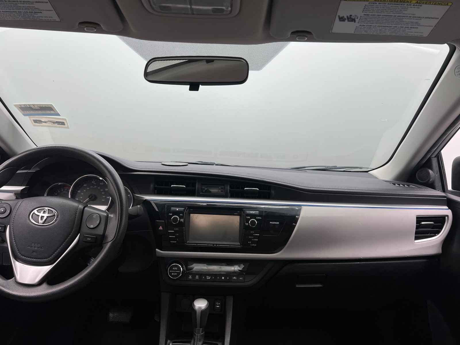 Thumbnail: 2015 Toyota Corolla - 3