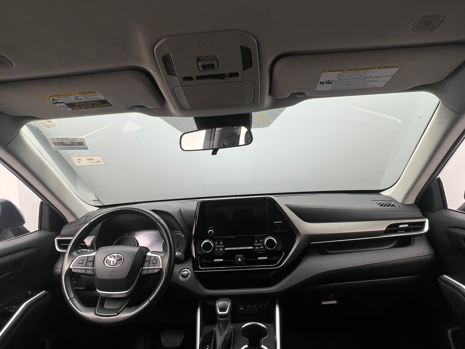 Thumbnail: 2023 Toyota Highlander - 3