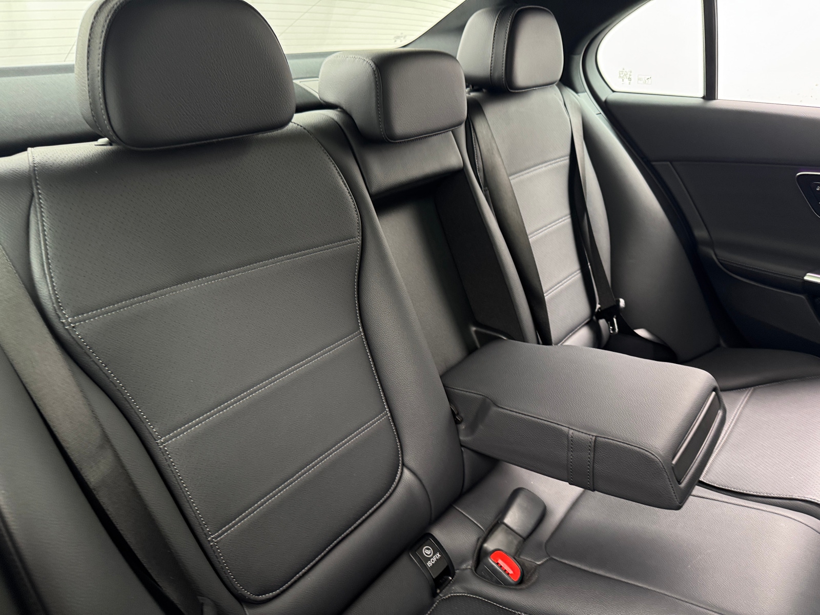 Thumbnail: 2025 Mercedes-Benz C-Class - 5