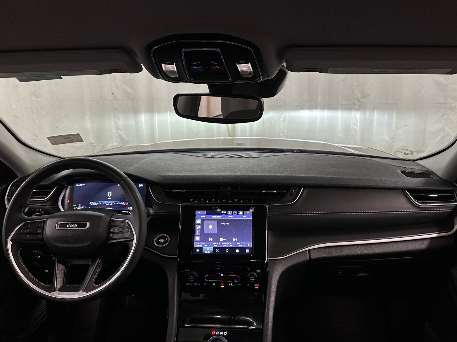 Thumbnail: 2023 Jeep Grand Cherokee L - 3