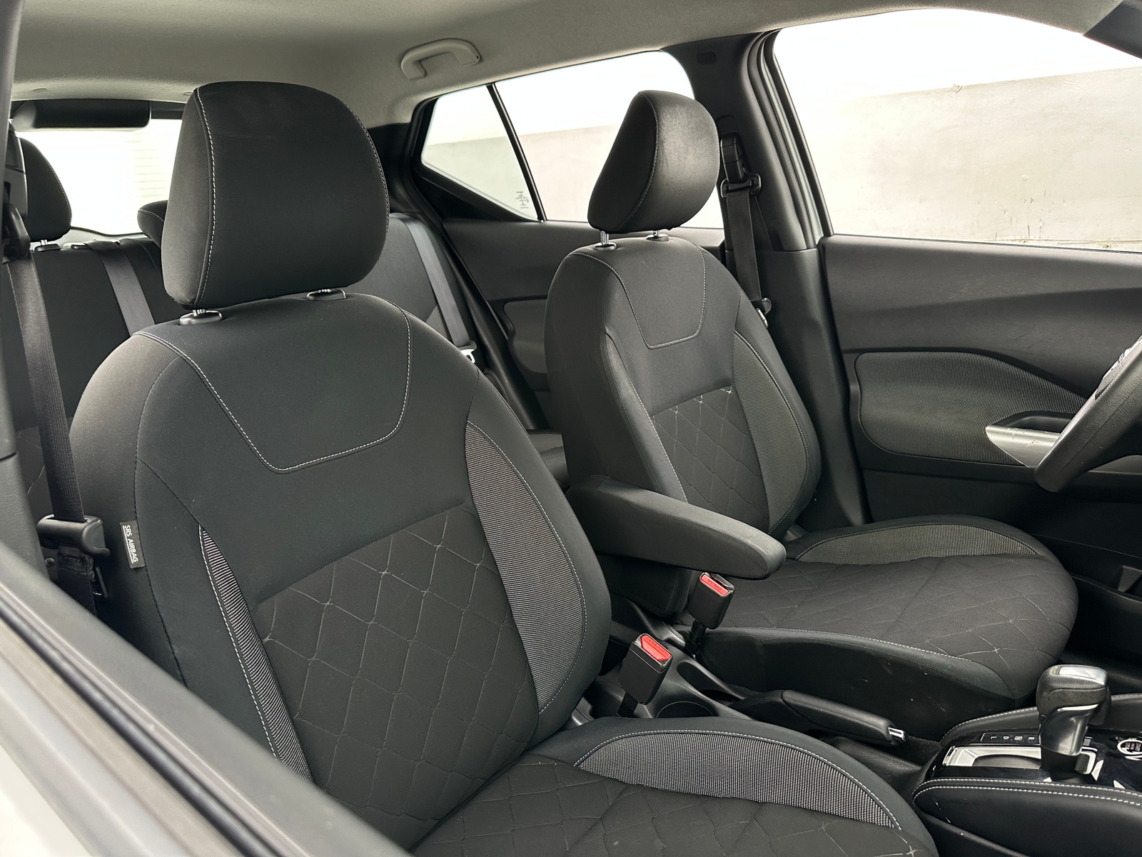 Thumbnail: 2019 Nissan Kicks - 2