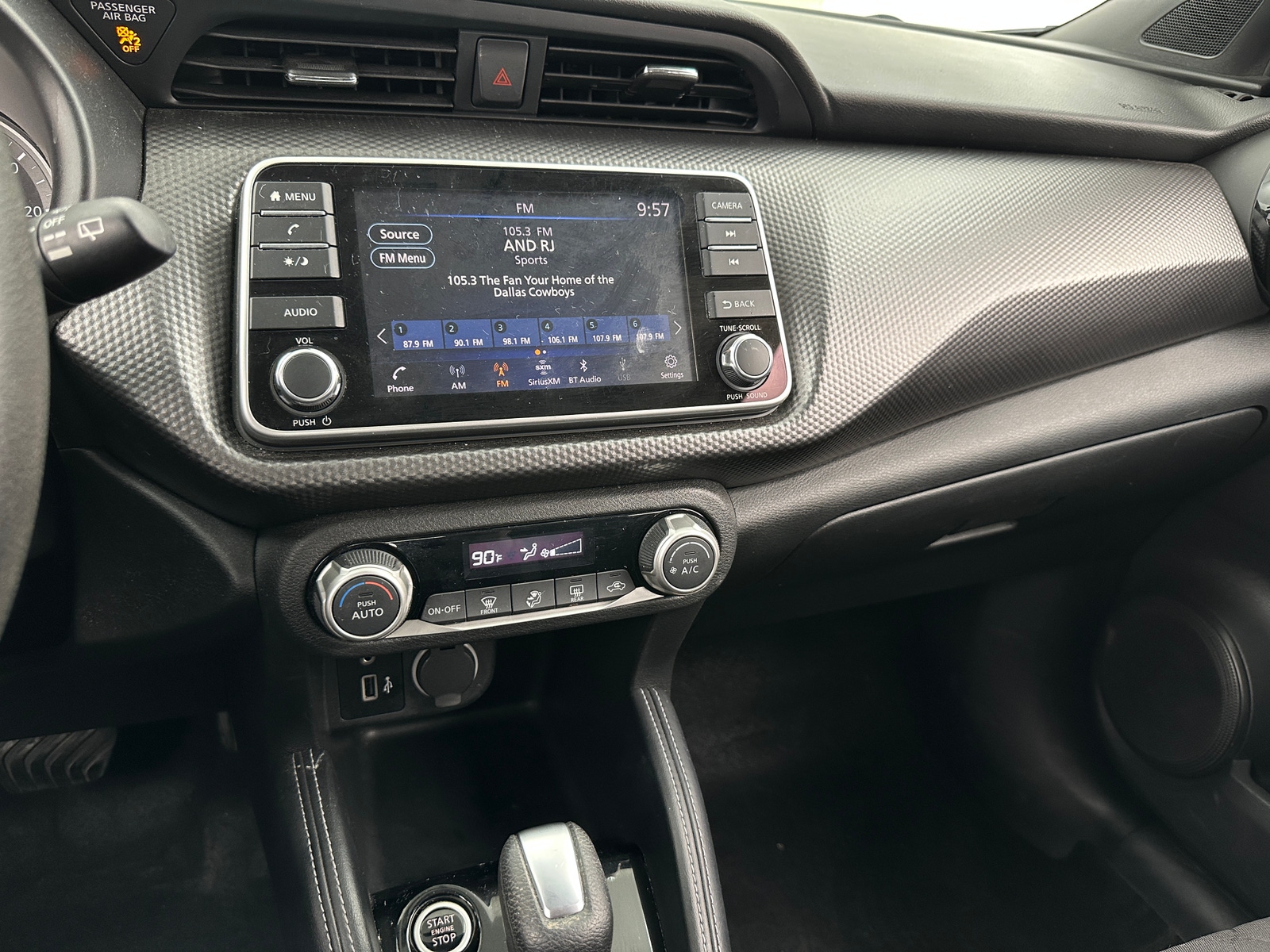 Thumbnail: 2019 Nissan Kicks - 4