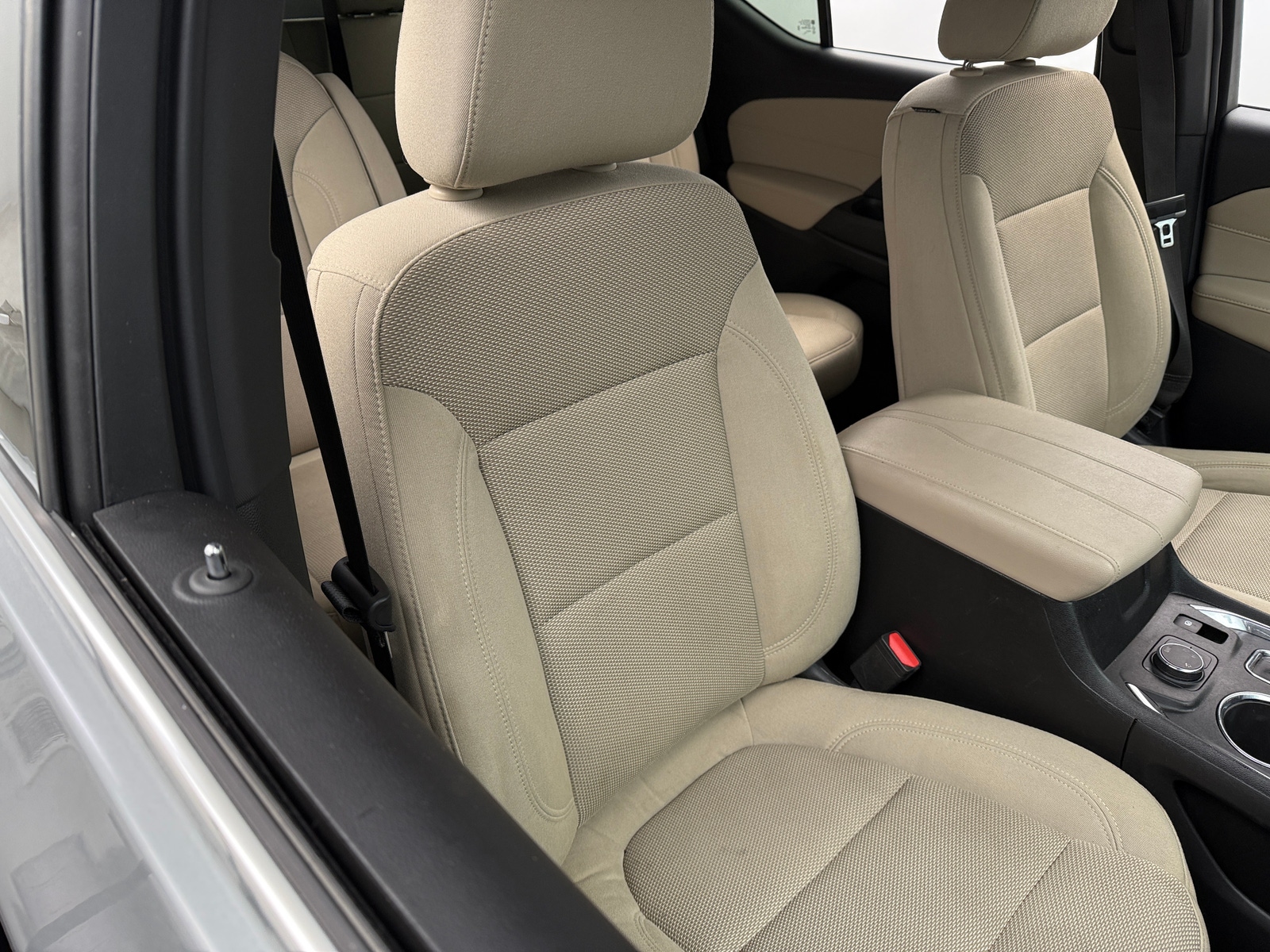 Thumbnail: 2023 Chevrolet Traverse - 2