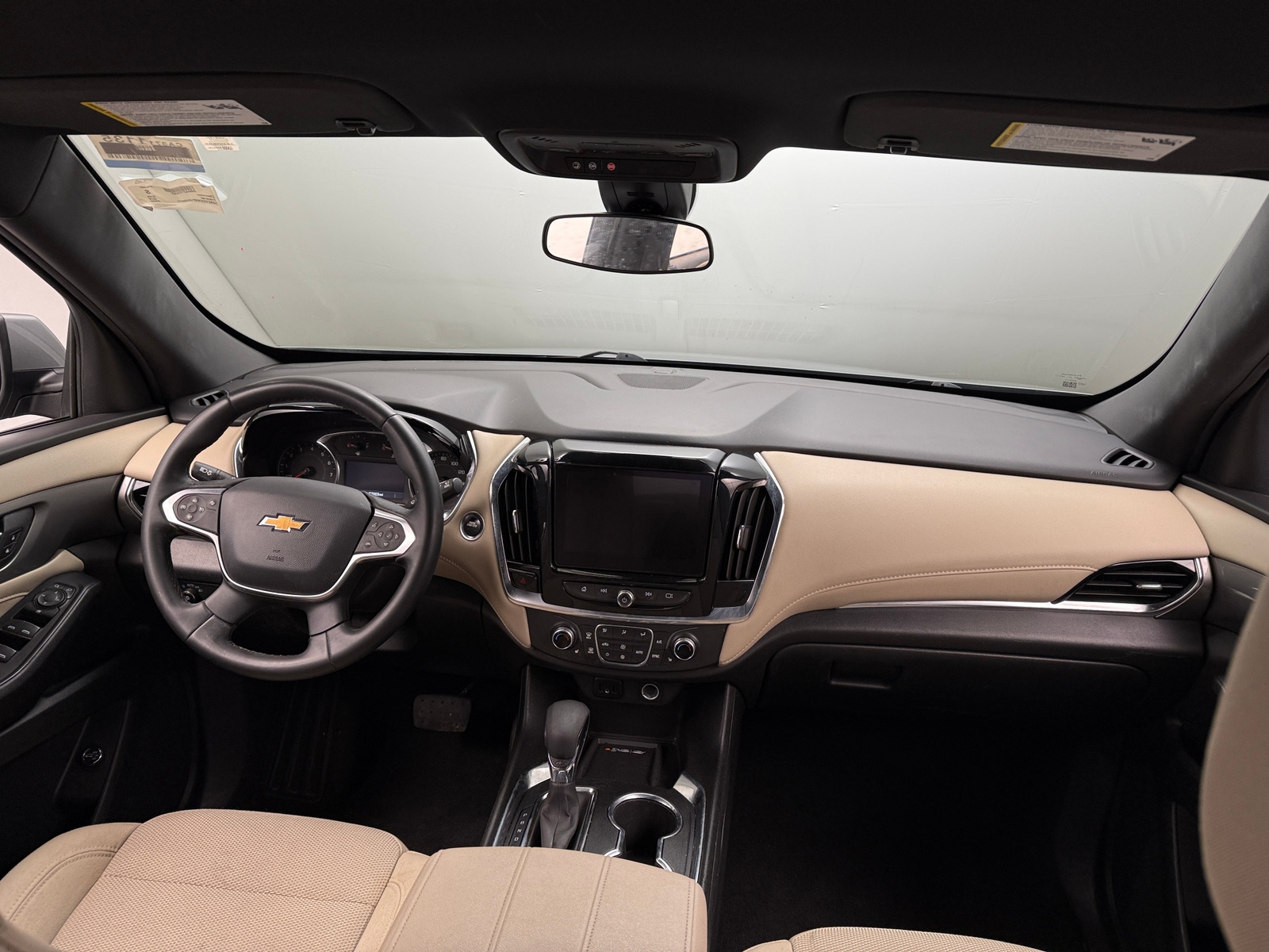 Thumbnail: 2023 Chevrolet Traverse - 3