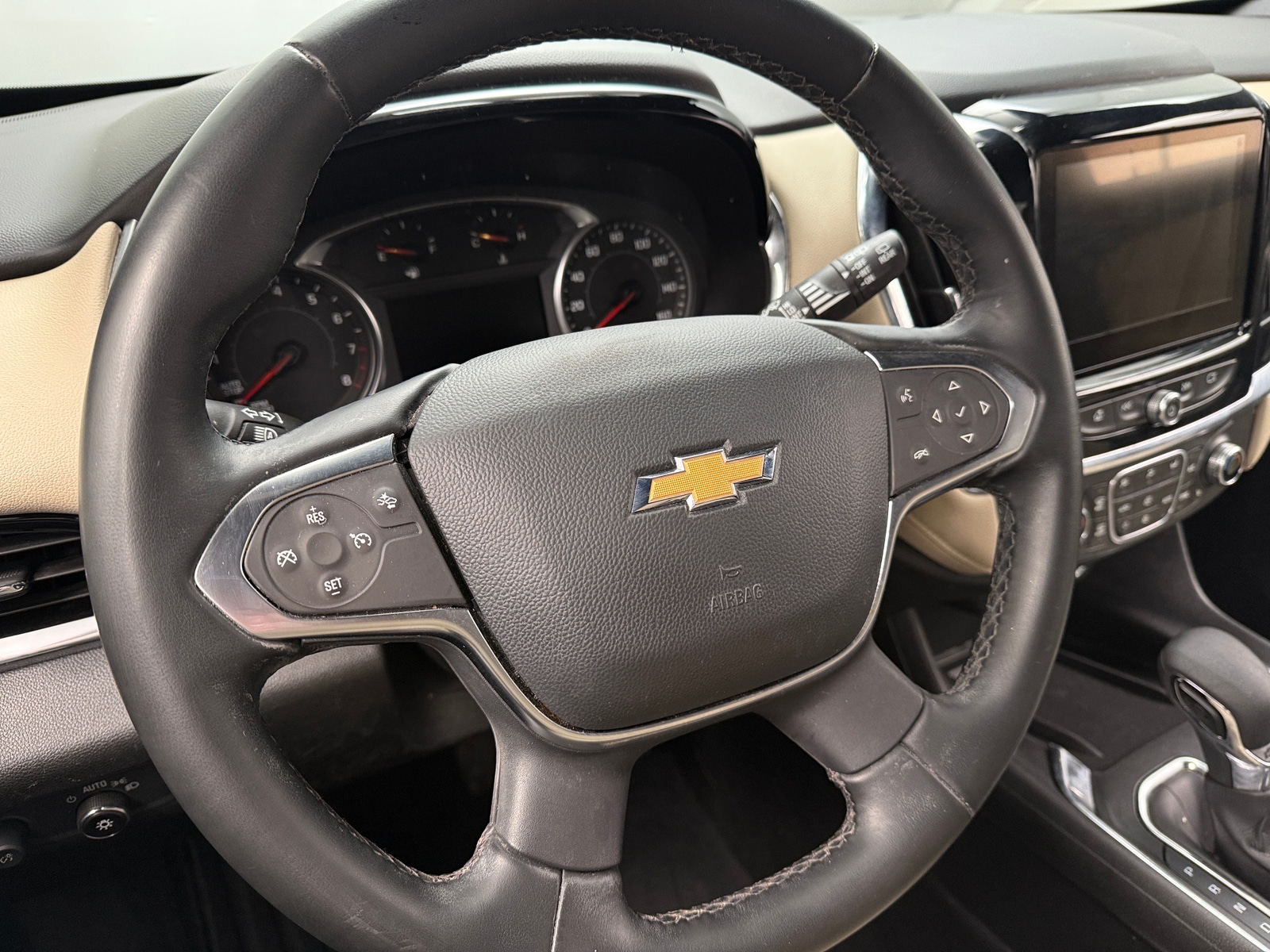 Thumbnail: 2023 Chevrolet Traverse - 5