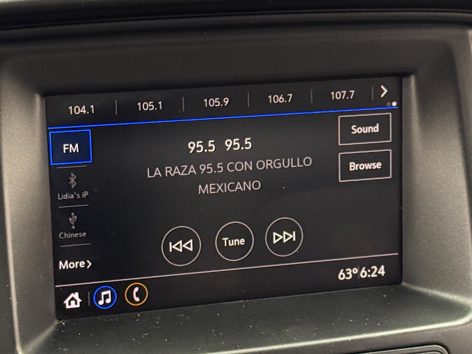 Thumbnail: 2020 Chevrolet Colorado - 4