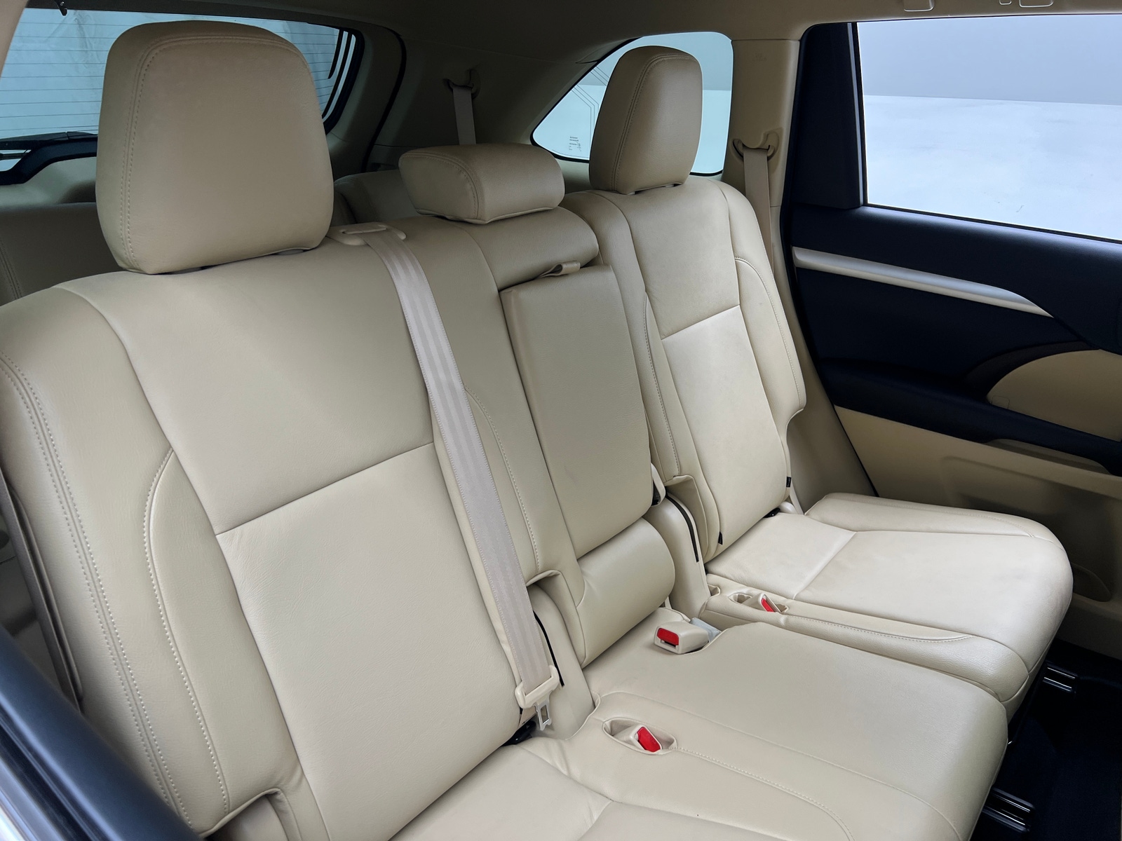 Thumbnail: 2019 Toyota Highlander - 6