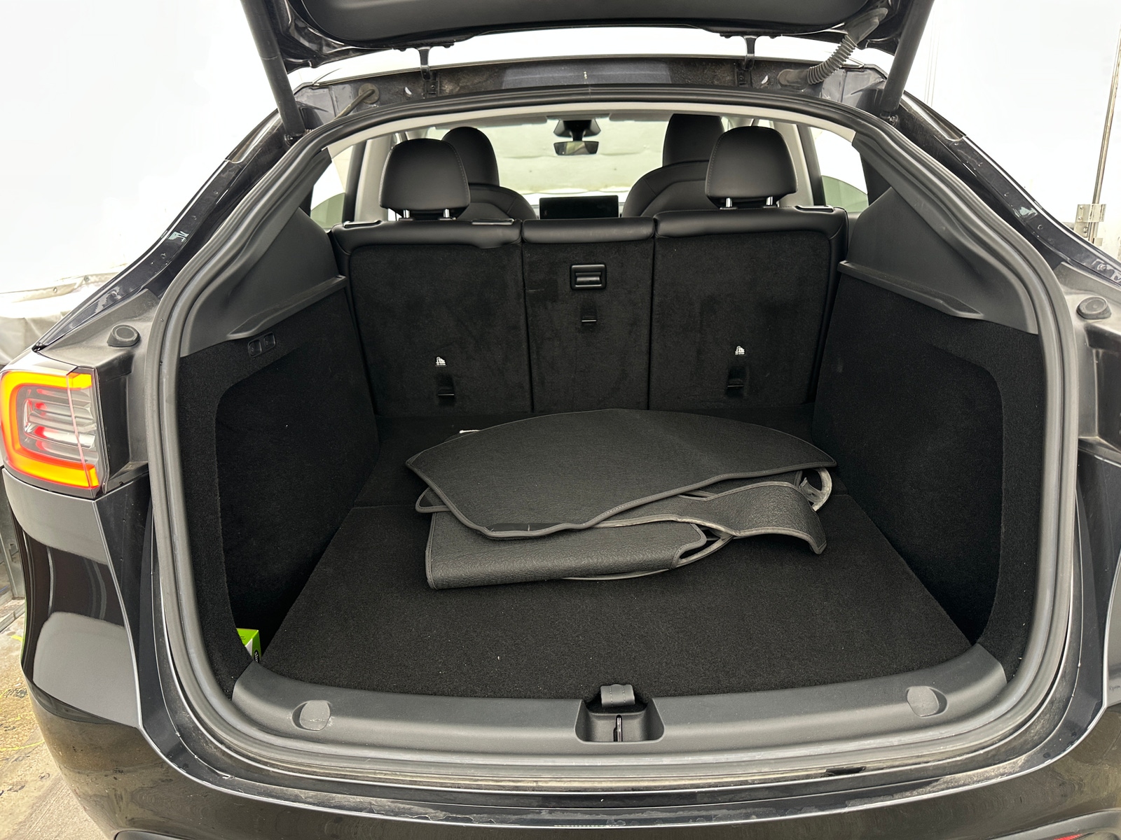 Thumbnail: 2024 Tesla Model Y - 6