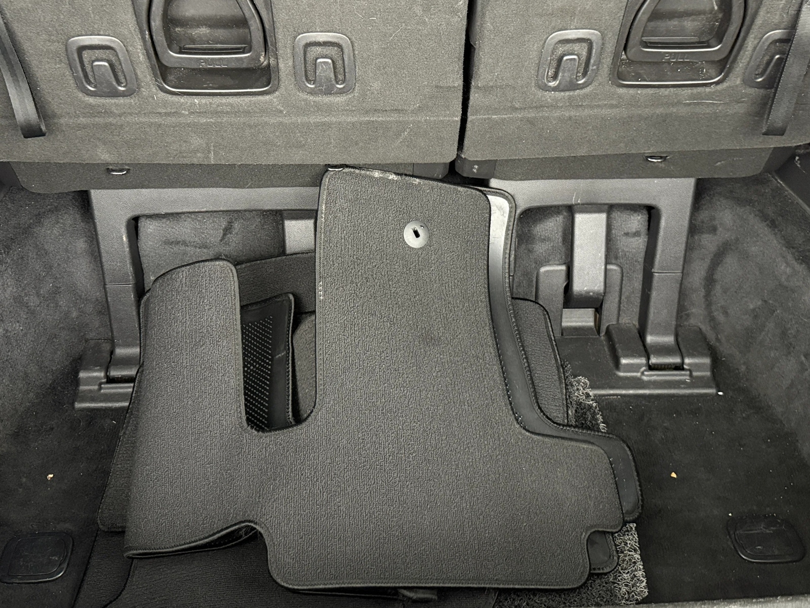 Thumbnail: 2023 Kia Carnival - 7