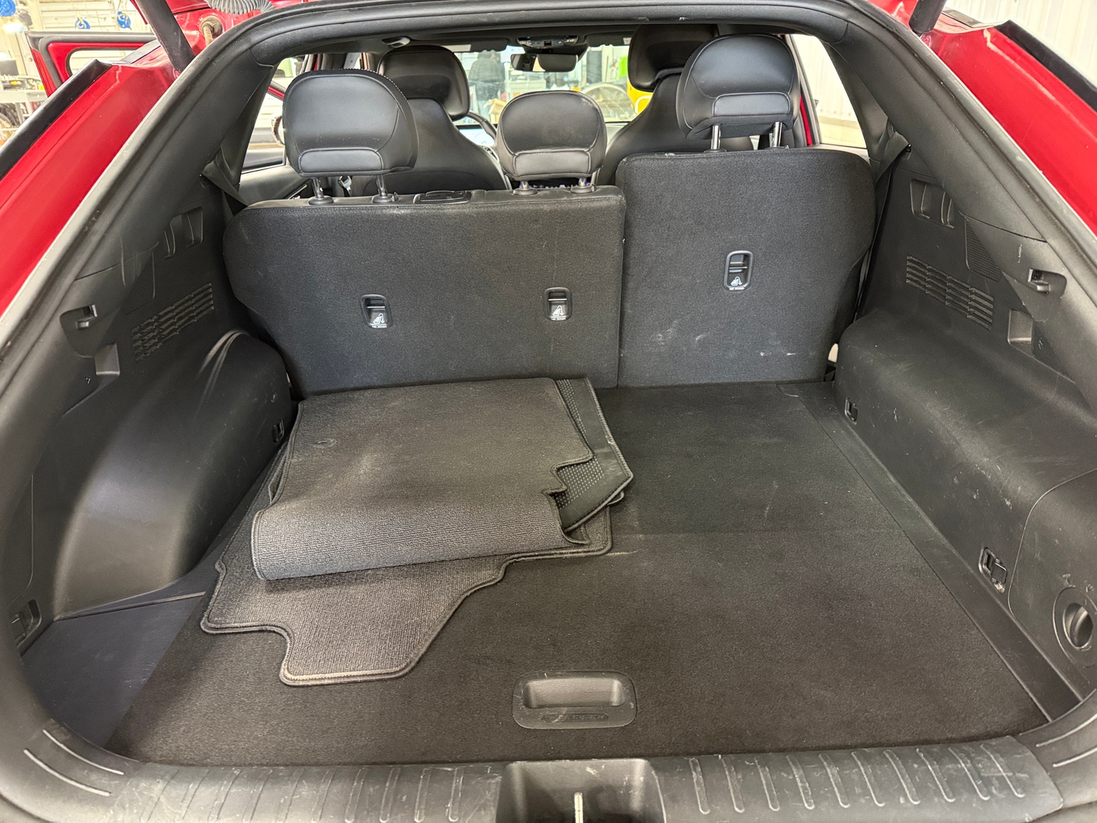 Thumbnail: 2023 Kia EV6 - 6