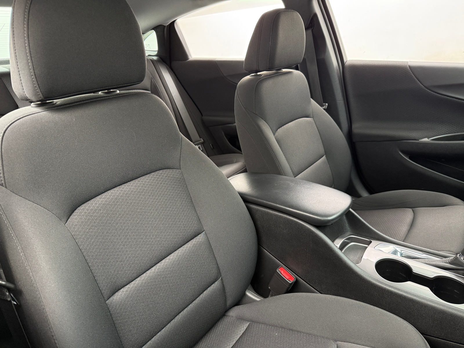 Thumbnail: 2020 Chevrolet Malibu - 2