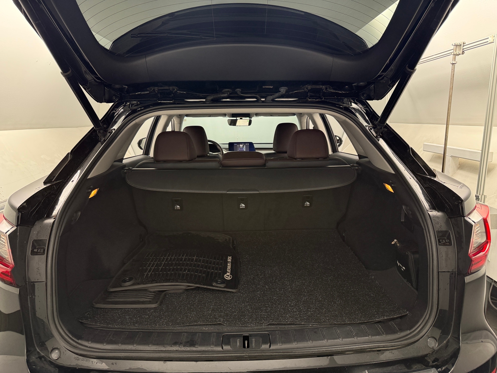 Thumbnail: 2016 Lexus RX - 6