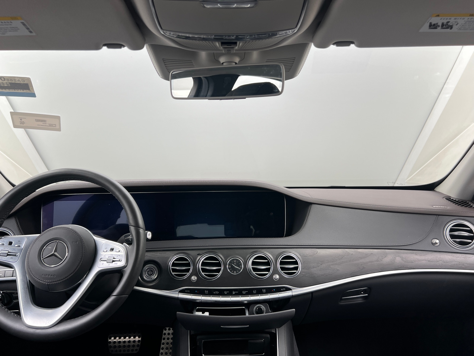 Thumbnail: 2019 Mercedes-Benz S-Class - 2