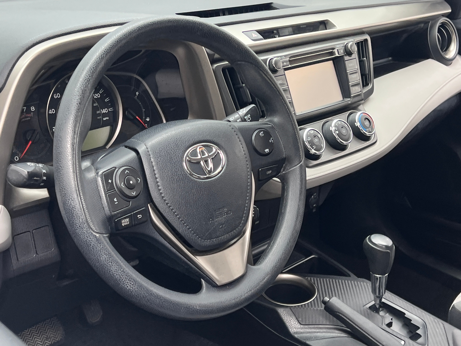 Thumbnail: 2015 Toyota RAV4 - 5