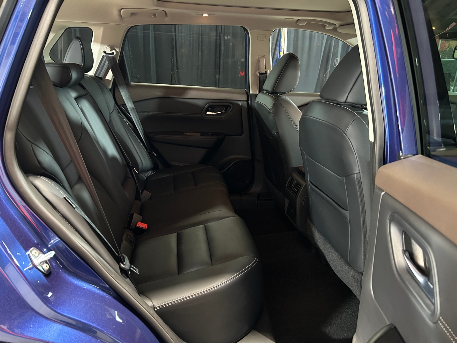 Thumbnail: 2023 Nissan Rogue - 5