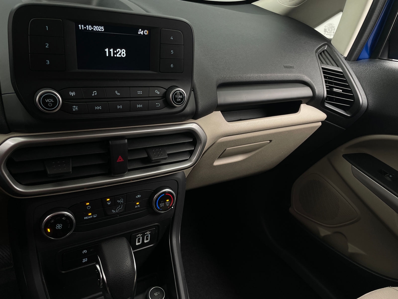 Thumbnail: 2022 Ford EcoSport - 4