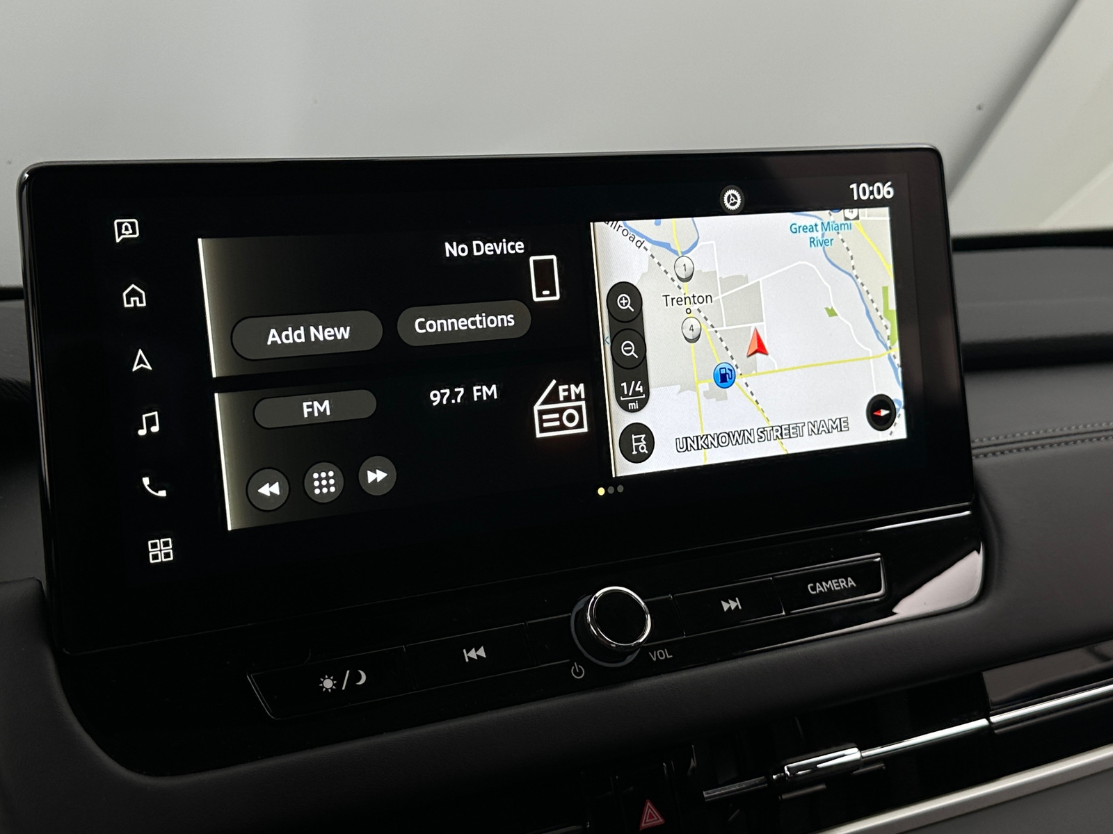 Thumbnail: 2025 Mitsubishi Outlander - 3