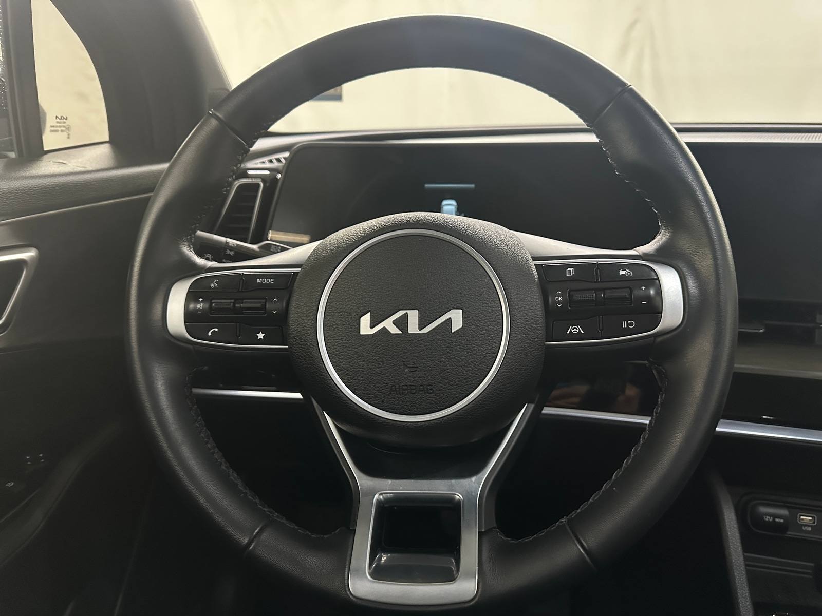 Thumbnail: 2025 Kia Sportage - 4