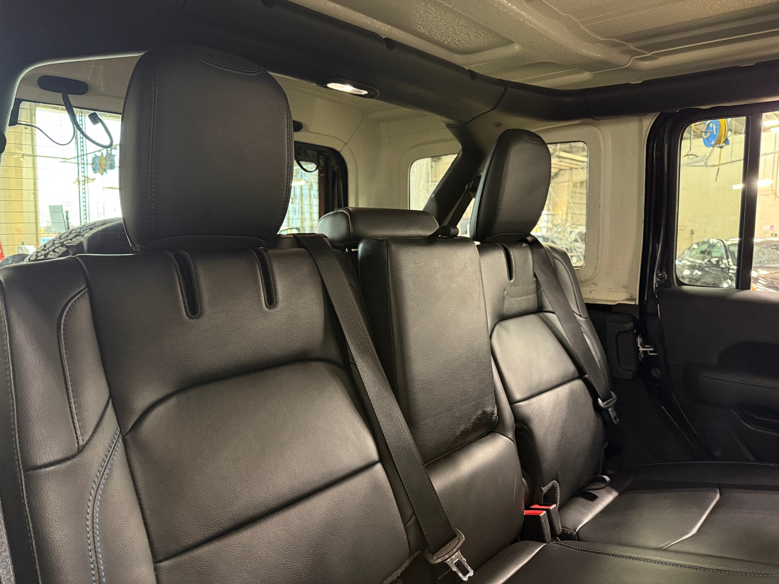 Thumbnail: 2021 Jeep Wrangler - 5