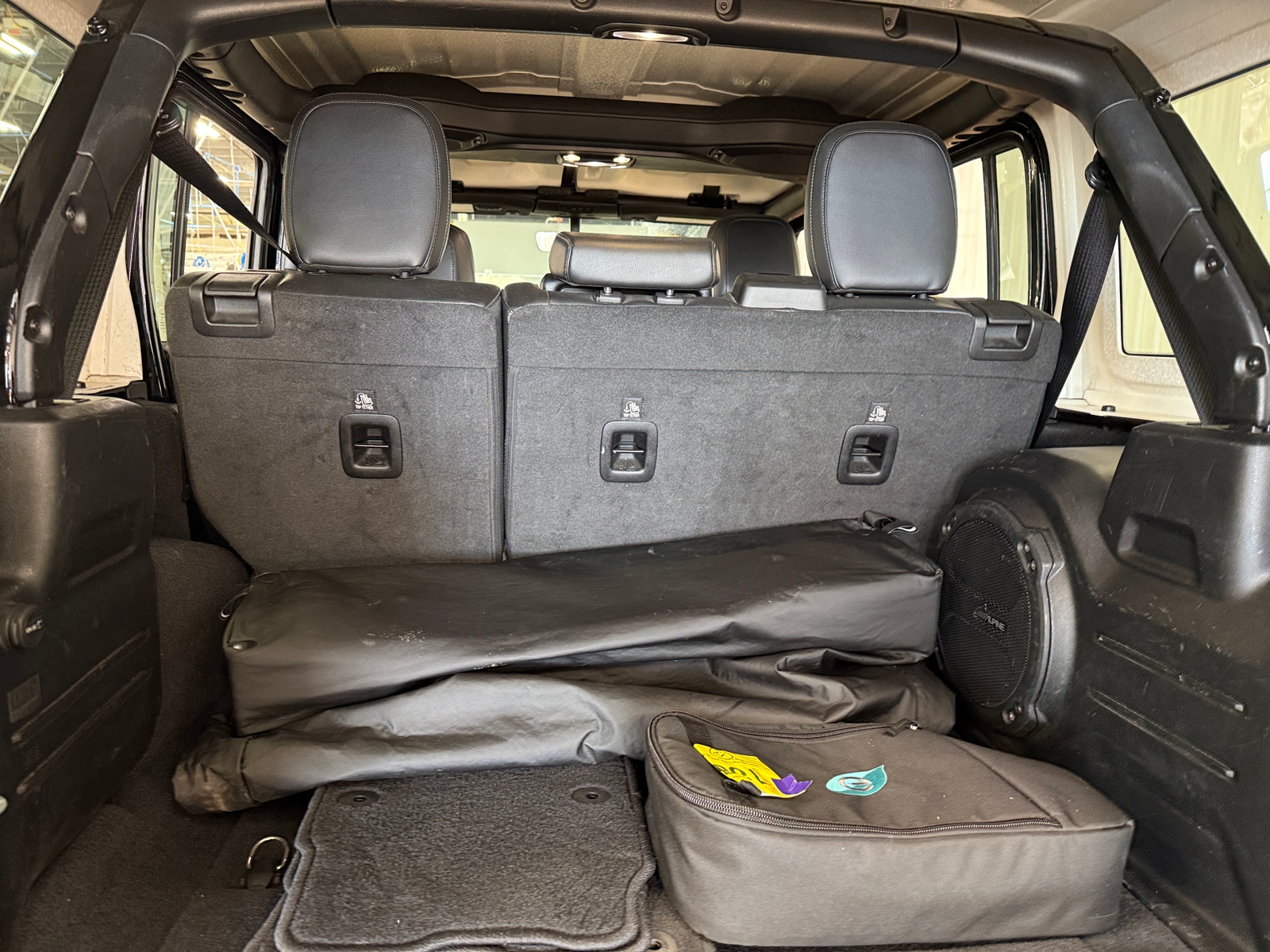 Thumbnail: 2021 Jeep Wrangler - 6