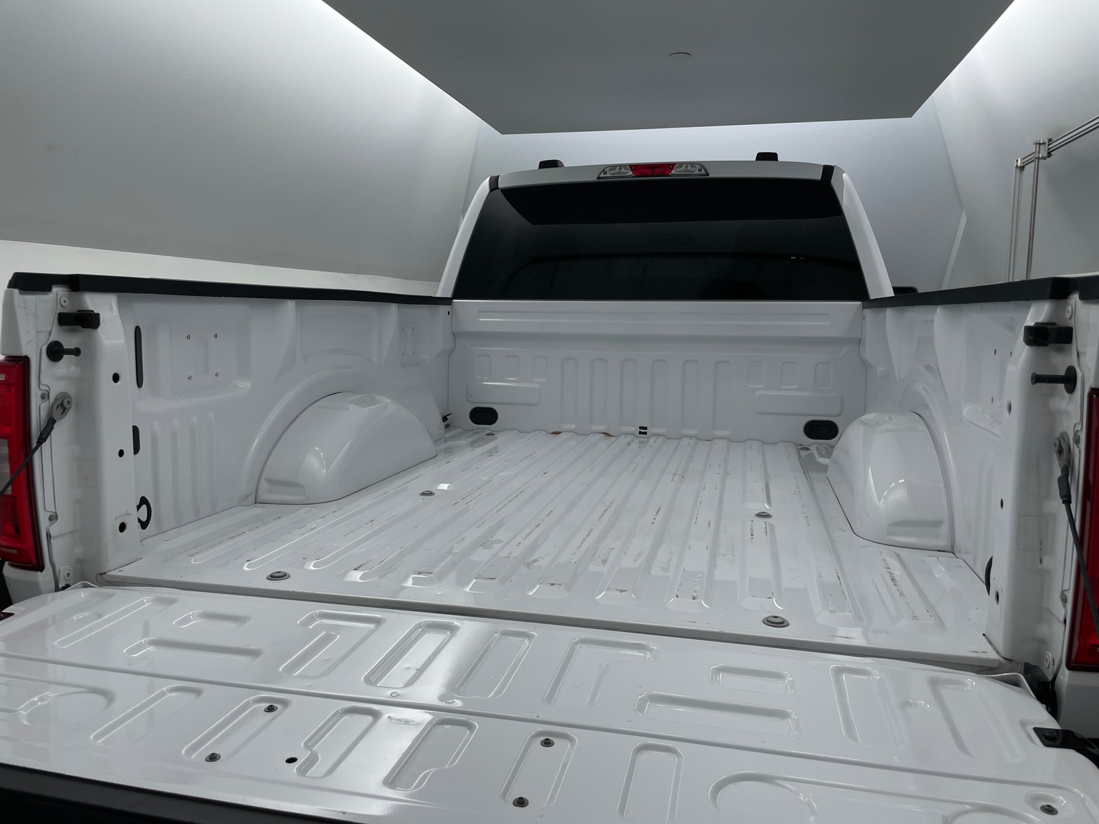 Thumbnail: 2023 Ford Econoline - 5