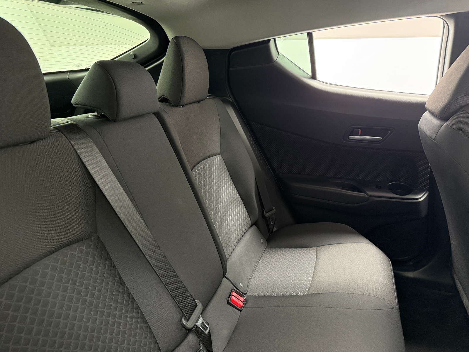 Thumbnail: 2020 Toyota C-HR - 6