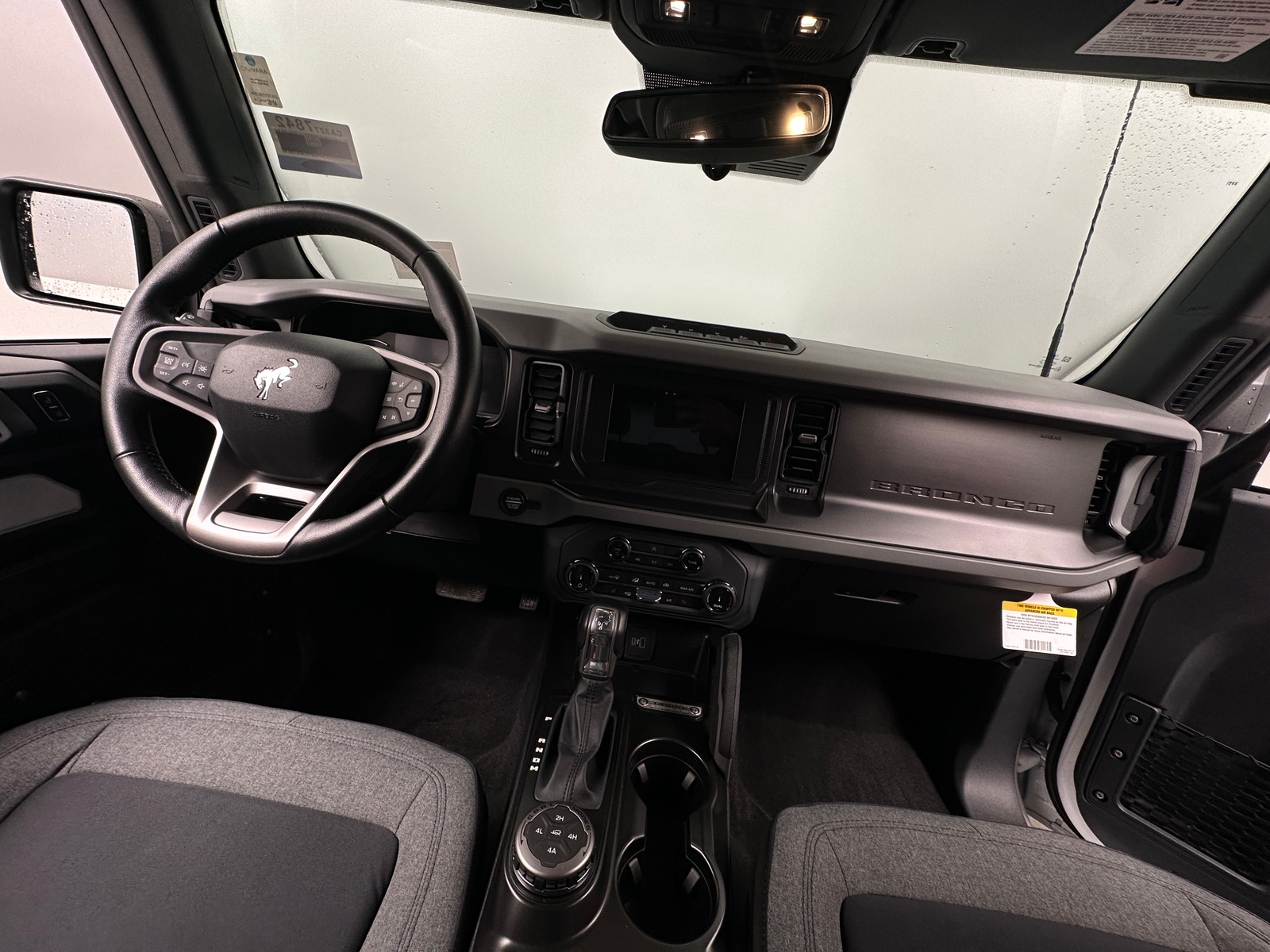 Thumbnail: 2022 Ford Bronco - 3