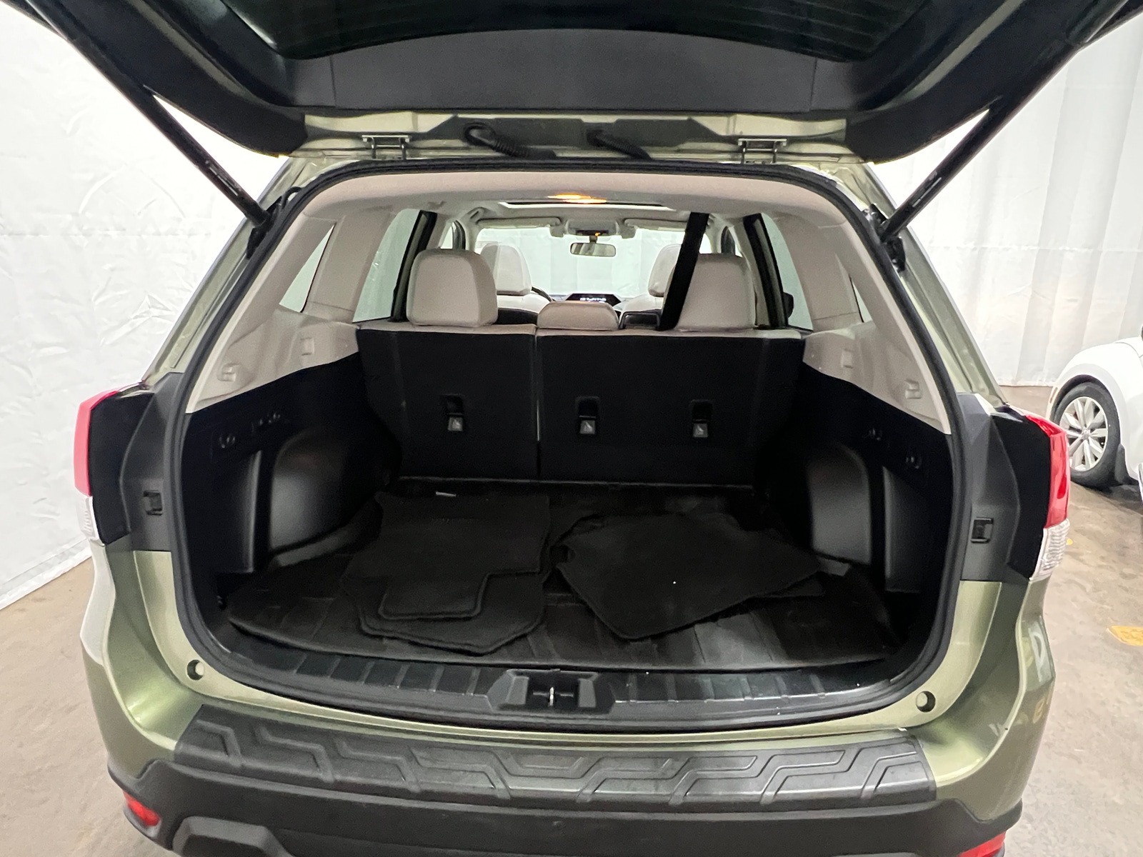 Thumbnail: 2019 Subaru Forester - 6