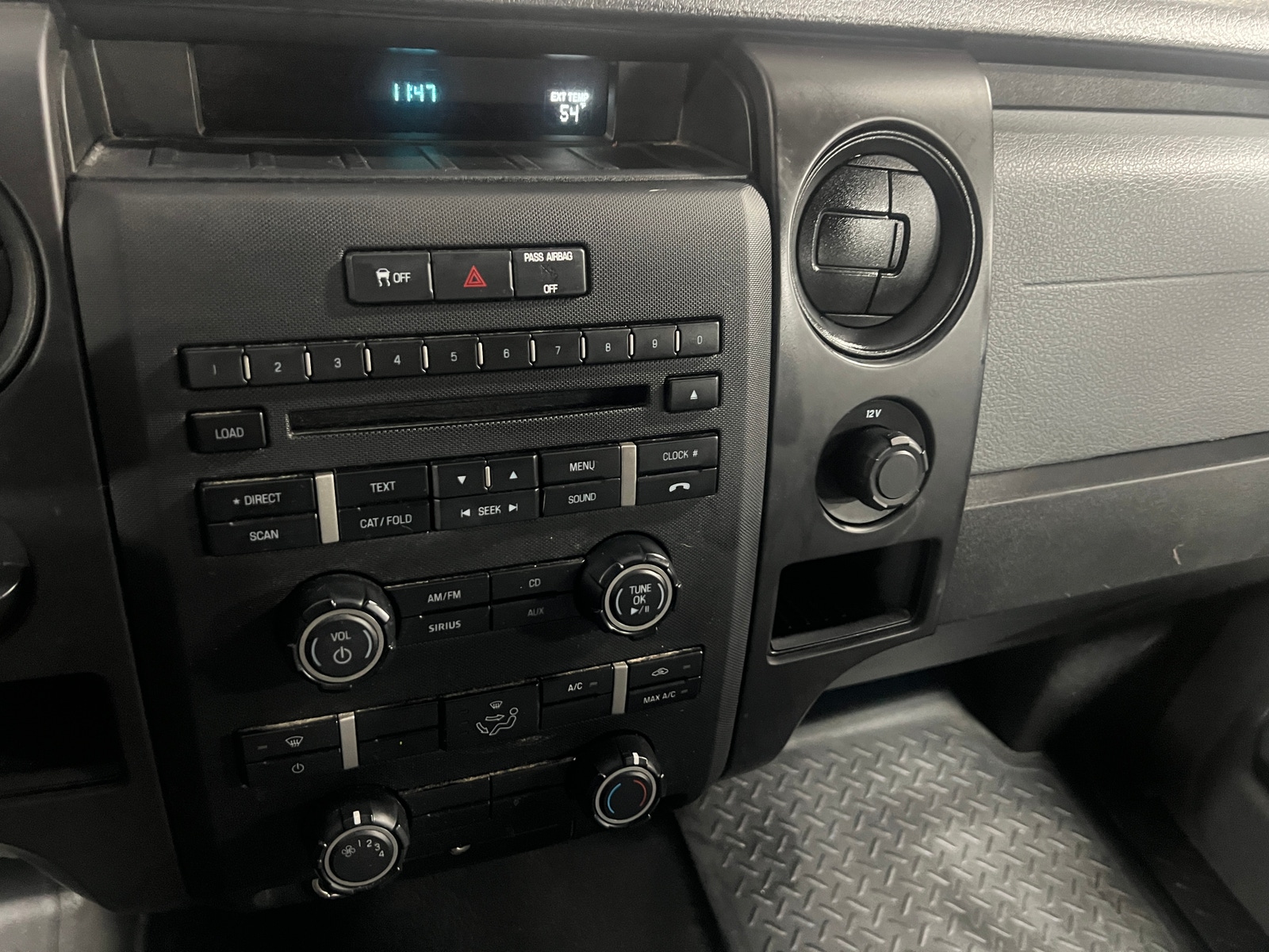 Thumbnail: 2011 Ford Econoline - 4