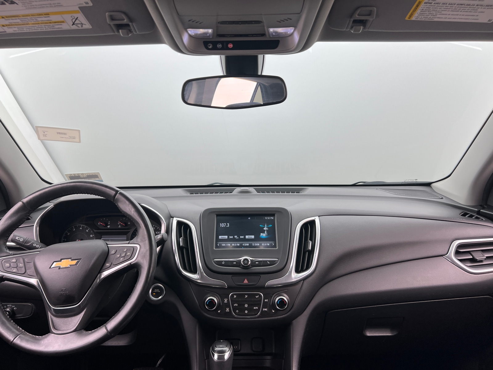 Thumbnail: 2018 Chevrolet Equinox - 3