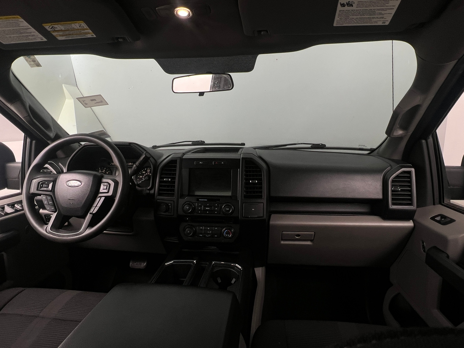 Thumbnail: 2017 Ford Econoline - 3