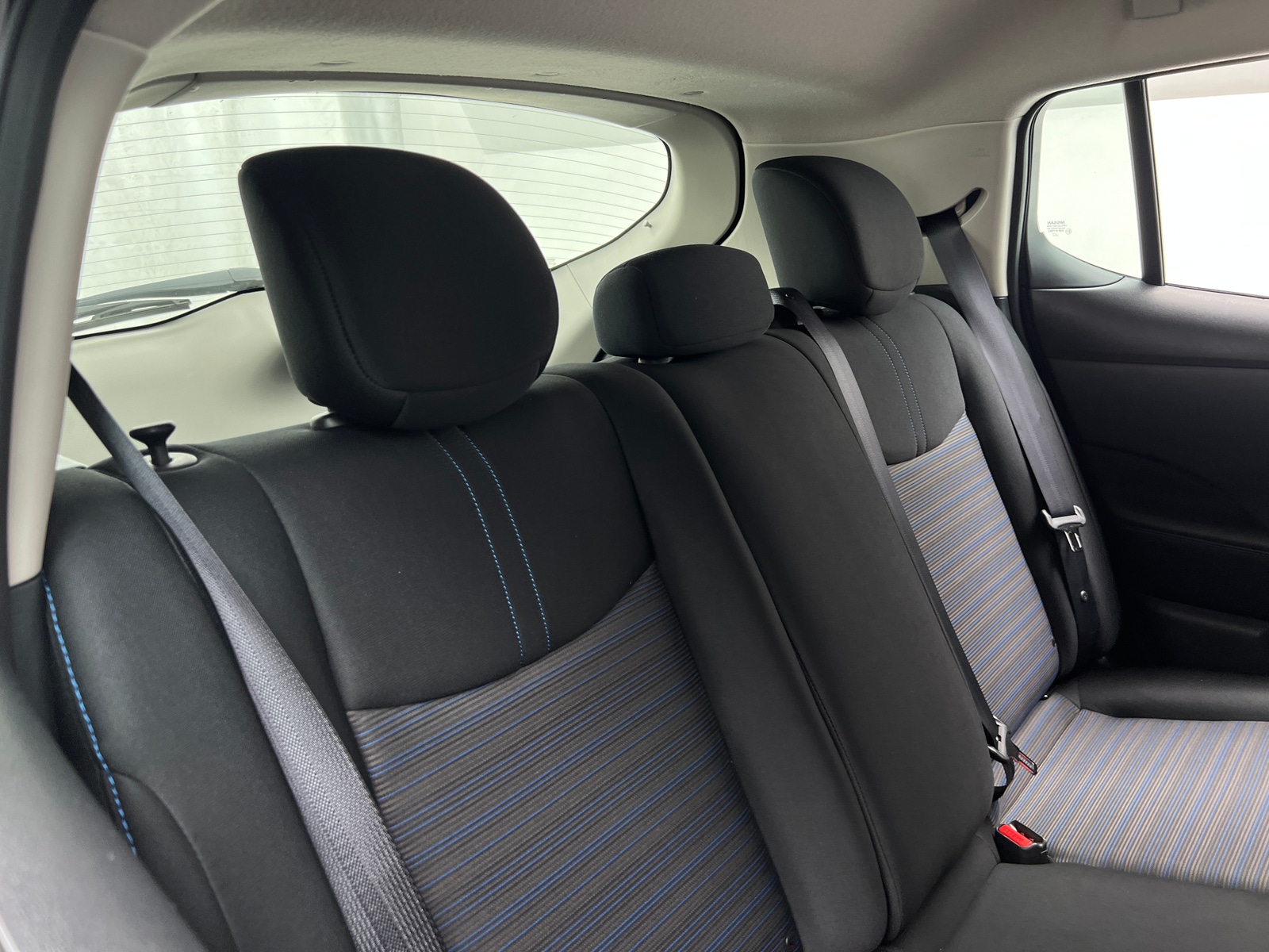 Thumbnail: 2023 Nissan Leaf - 6