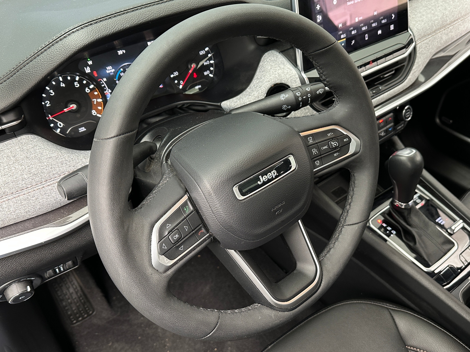 Thumbnail: 2023 Jeep Compass - 4