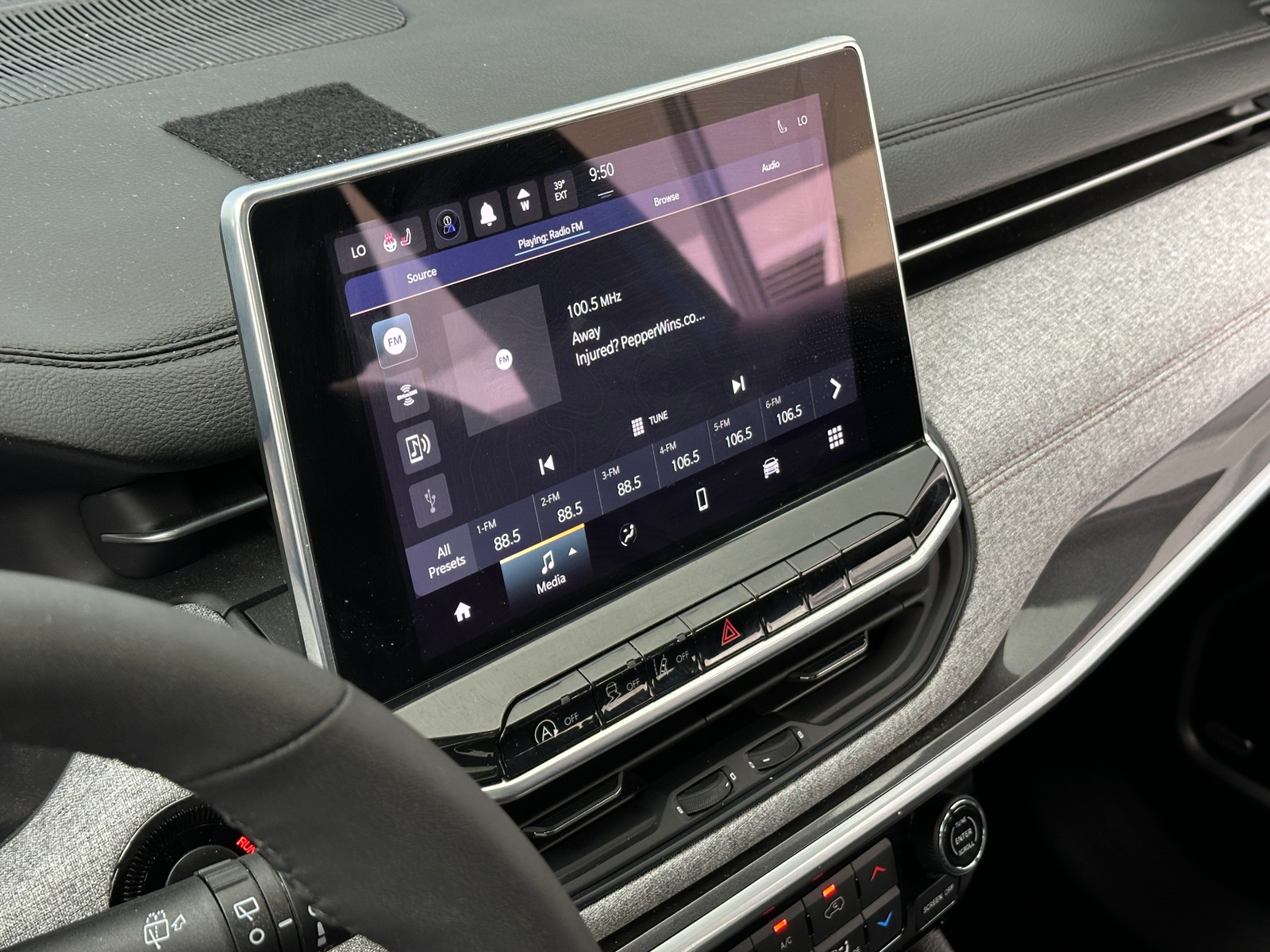 Thumbnail: 2023 Jeep Compass - 3