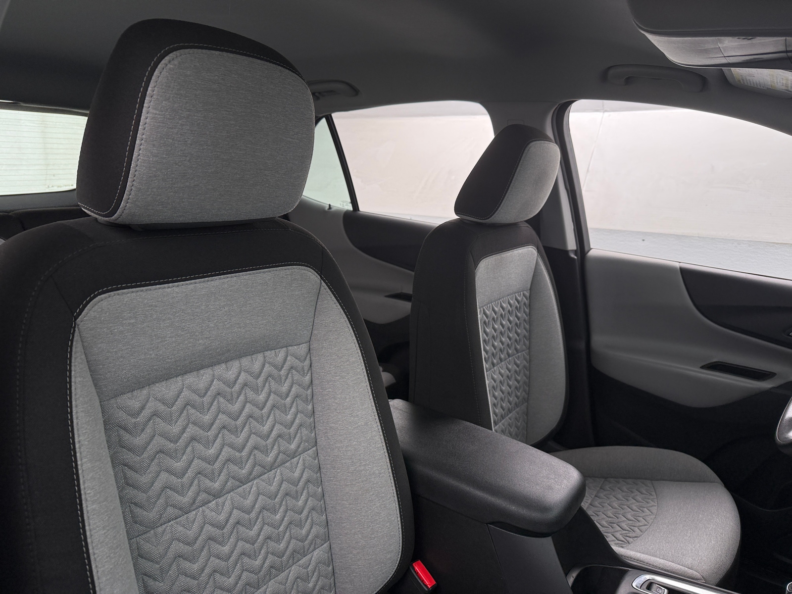 Thumbnail: 2023 Chevrolet Equinox - 2