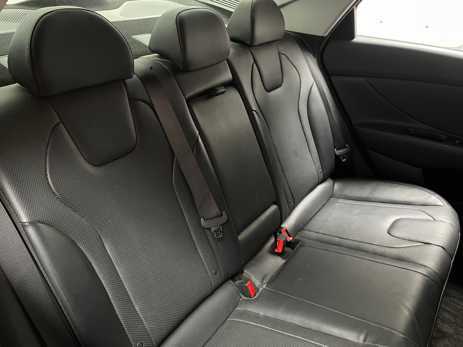 Thumbnail: 2023 Hyundai Elantra - 5