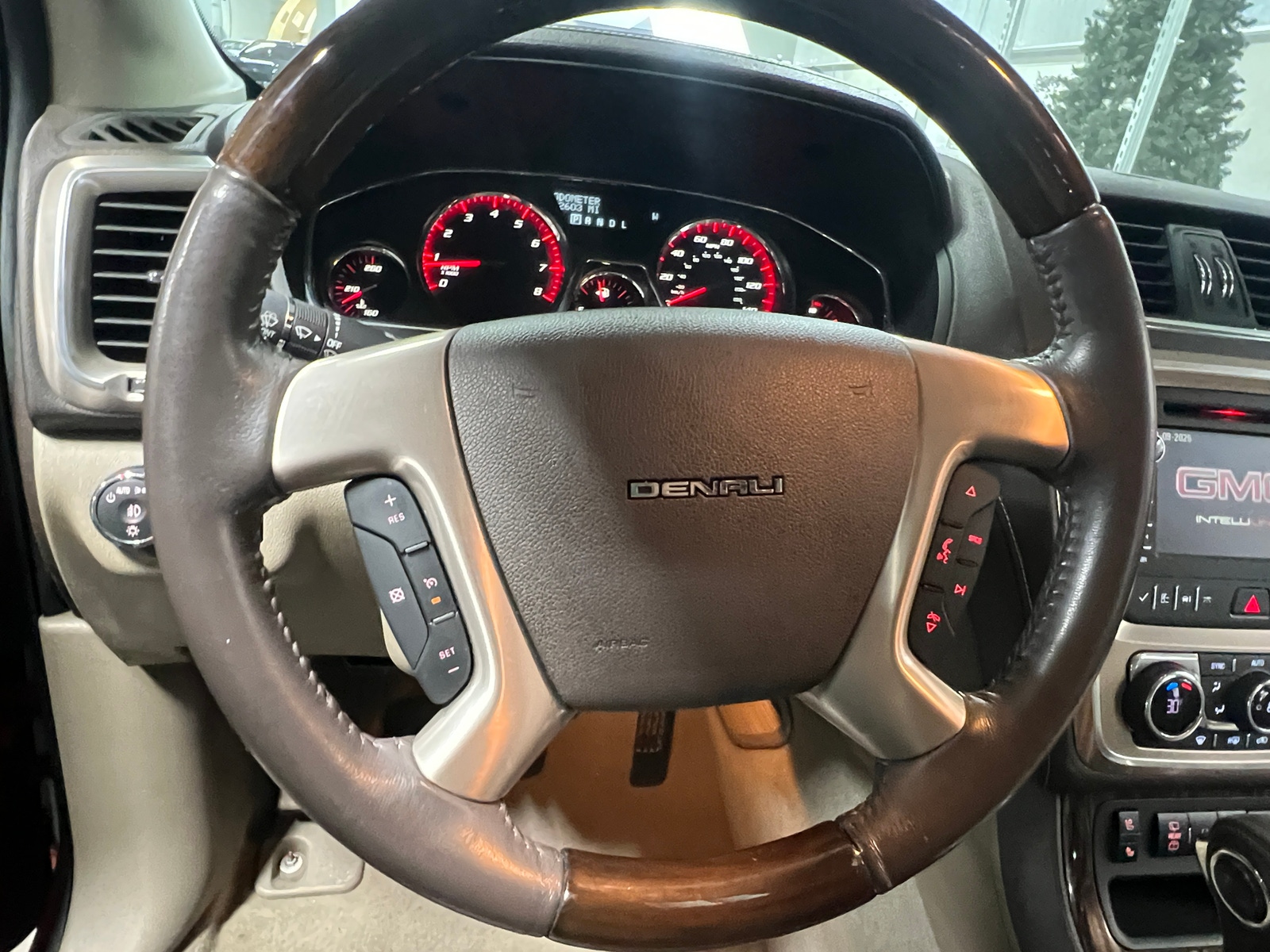 Thumbnail: 2014 GMC Acadia - 4