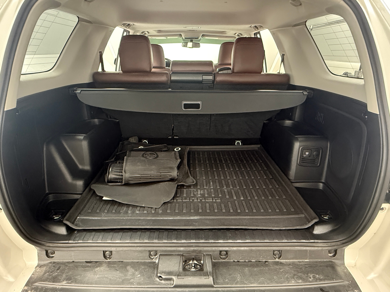 Thumbnail: 2018 Toyota 4Runner - 6