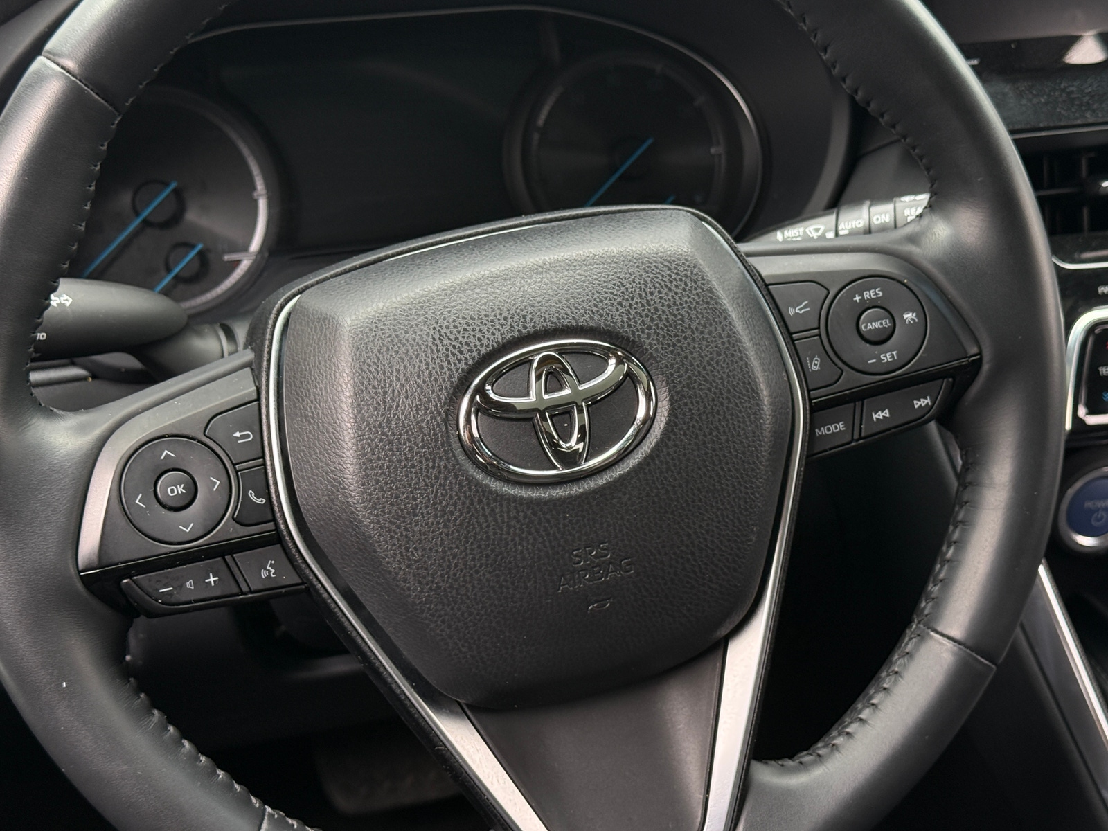 Thumbnail: 2021 Toyota Venza - 4