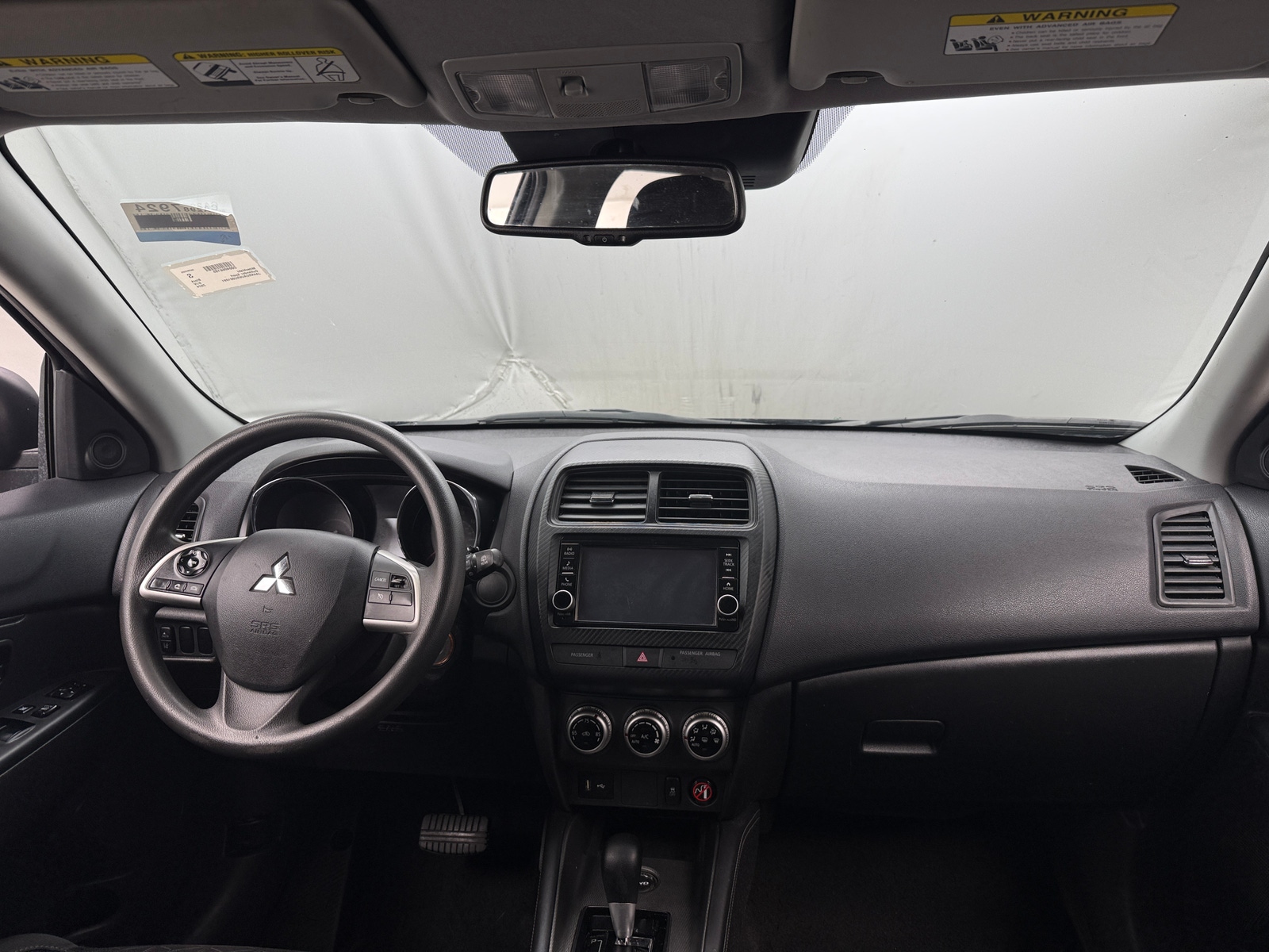 Thumbnail: 2024 Mitsubishi Outlander Sport - 3