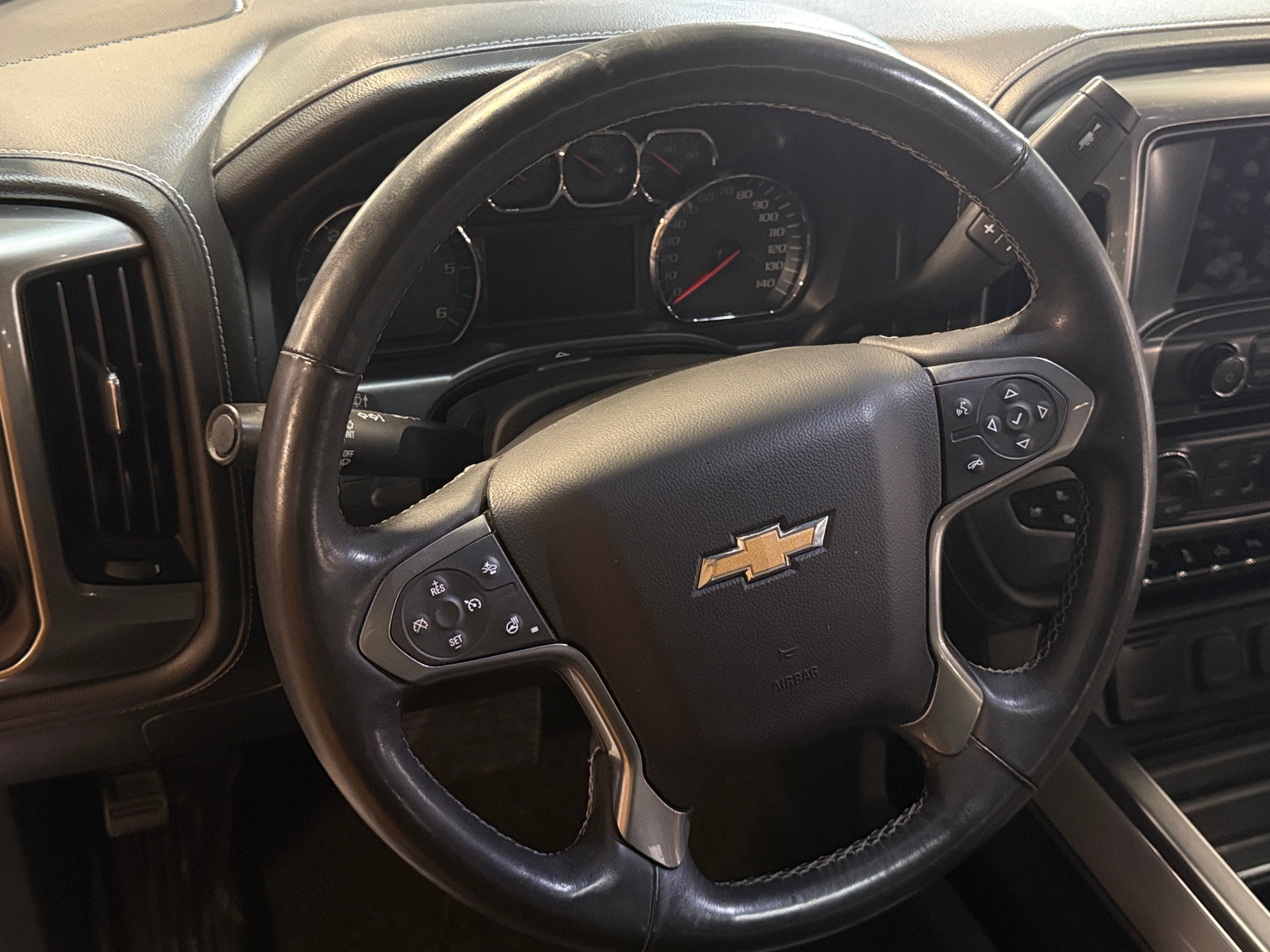 Thumbnail: 2017 Chevrolet Silverado 1500 - 4