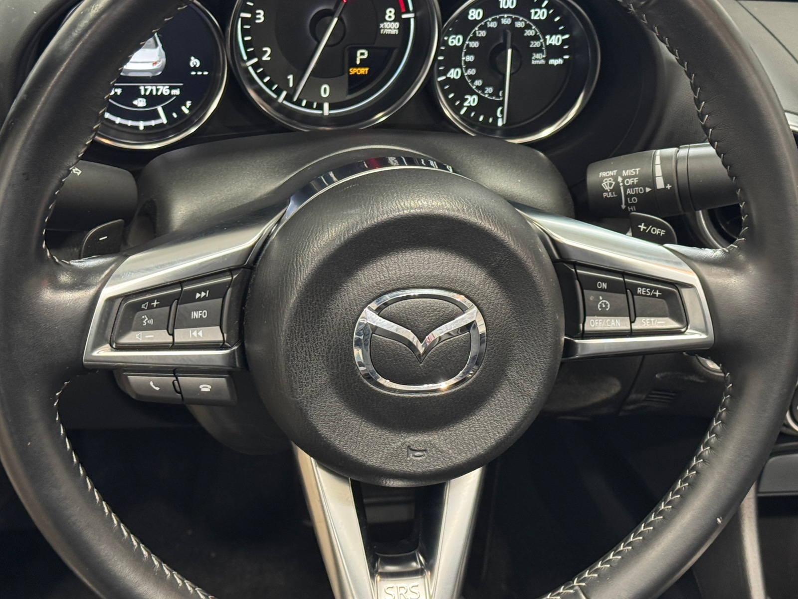 Thumbnail: 2021 Mazda MX-5 Miata - 4