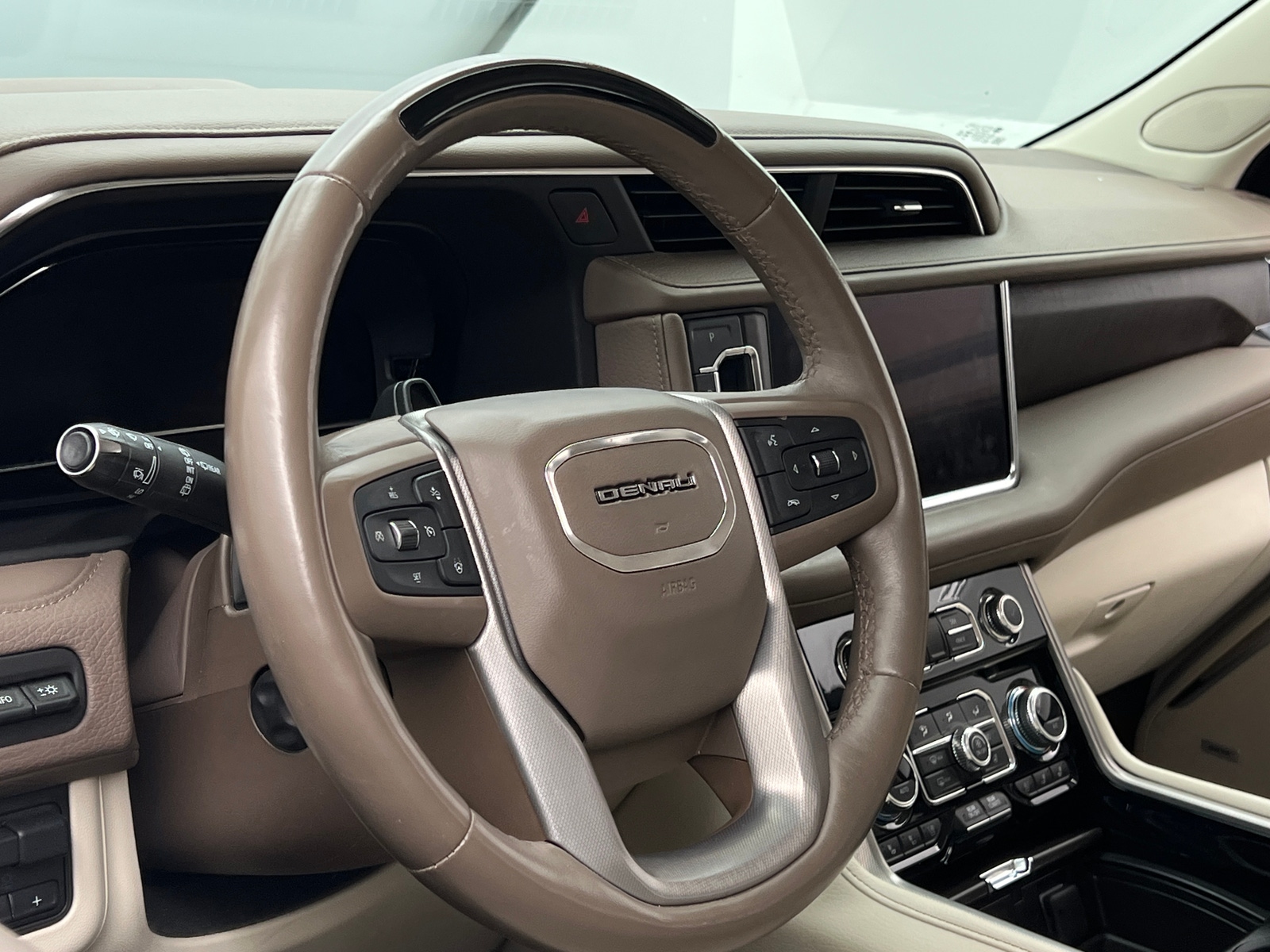 Thumbnail: 2023 GMC Yukon - 4